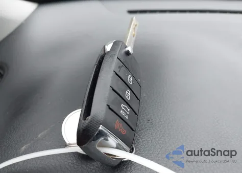 2021 Kia Rio Lx z USA, uszkodzony, nr VIN 3KPA24AD0ME382907